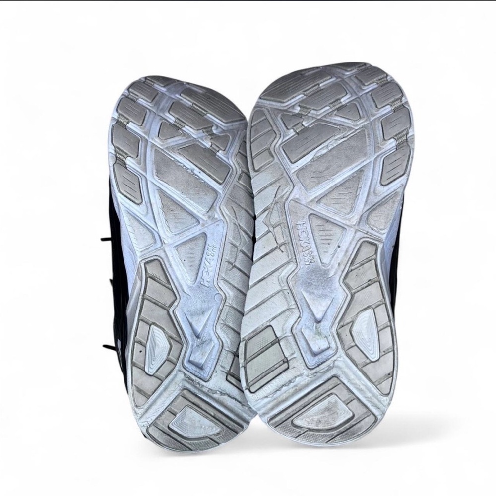 Hoka Women’s 7.5 Black Athletic Shoes Arahi 4 - Picture 6 of 8